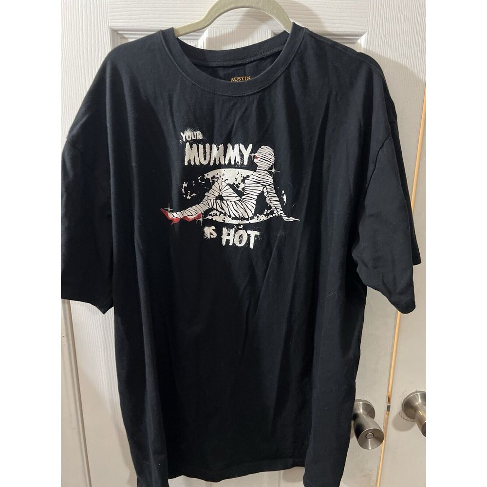 Austin Clothing Company Xxl Halloween Shirt "Your Mummy's Hot" Shirt